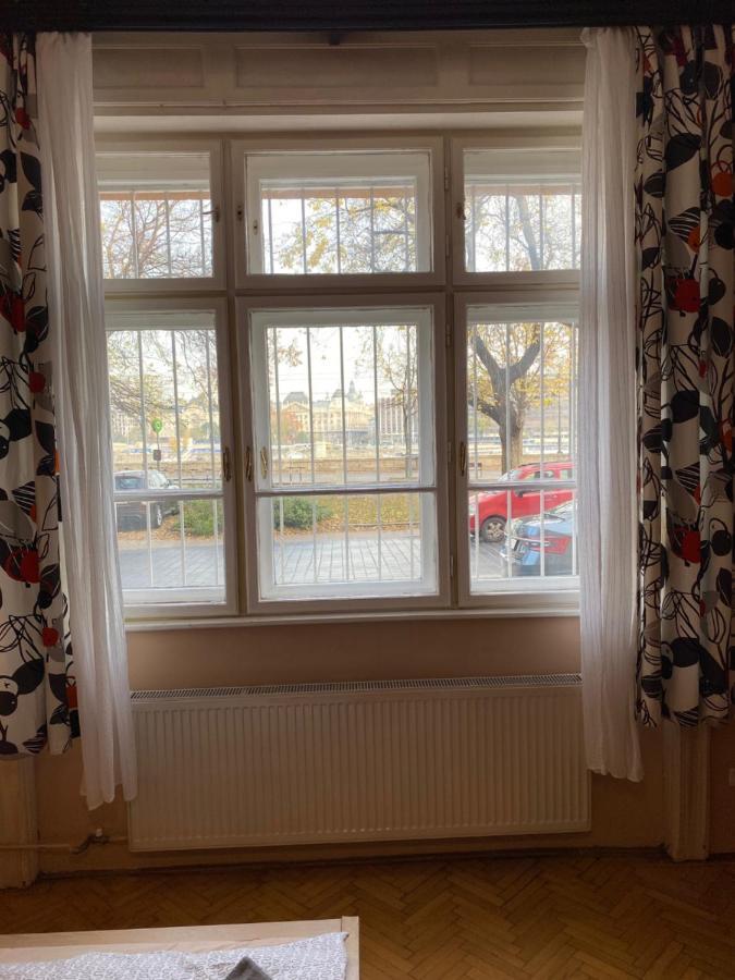Pala Gardem Apartment Budapest Luaran gambar