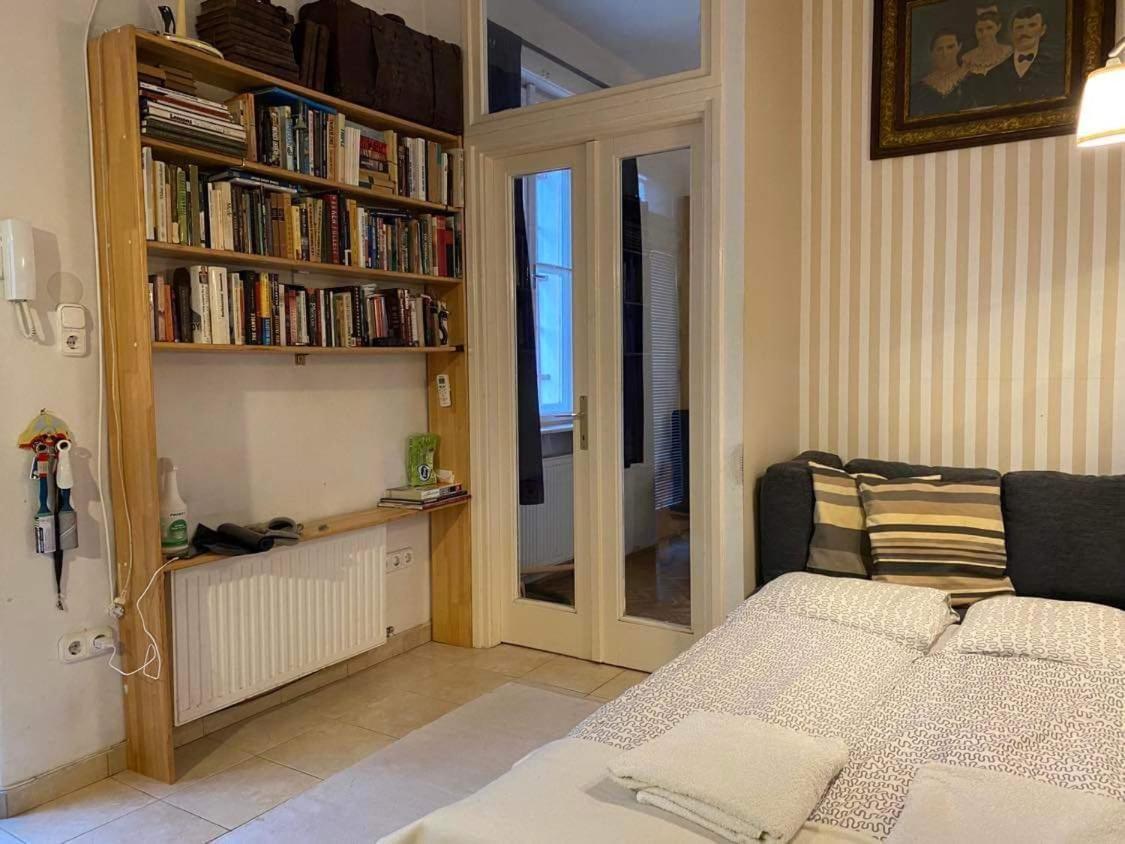 Pala Gardem Apartment Budapest Luaran gambar